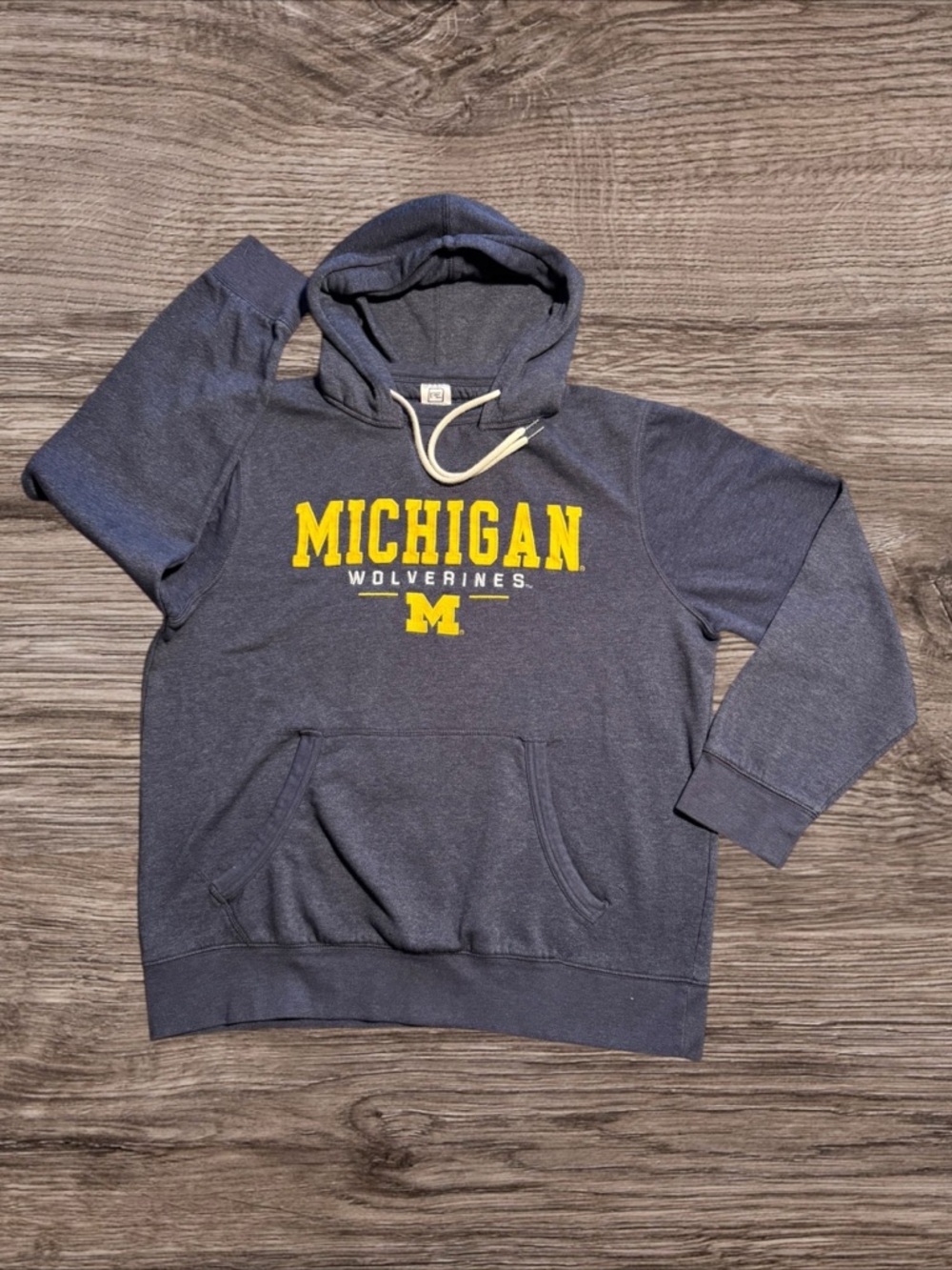 VINTAGE Michigan Wolverines Hoodie